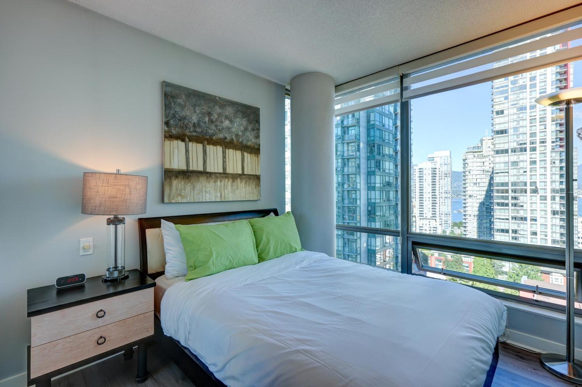 Dunowen Properties Vancouver Exterior photo