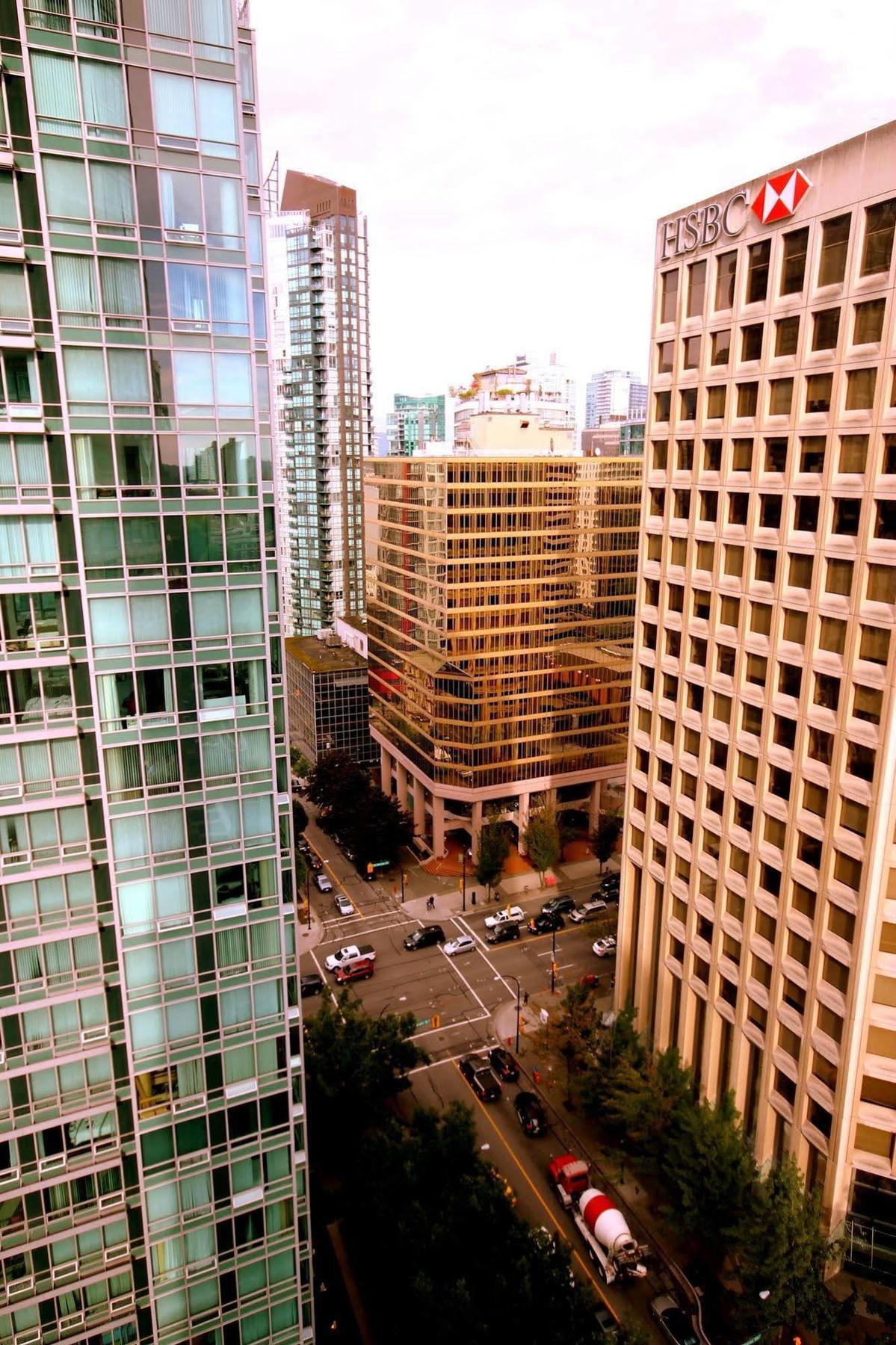 Dunowen Properties Vancouver Exterior photo
